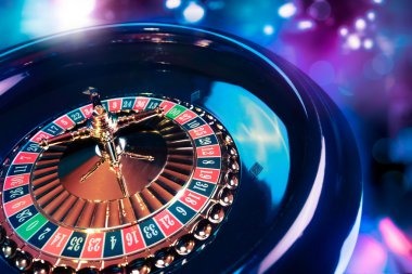 Hot Pot gameplay interface showing live multiplier counter and cash-out button